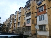 Satılır 2 otaqlı 50 m2 köhnə tikili İnşaatçılar m.