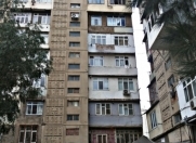 Satılır 3 otaqlı 75 m2 köhnə tikili İnşaatçılar m.