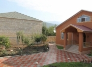 Satılır 9 otaqlı 335 m2 villa Zaqatala