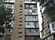 Satılır 3 otaqlı 75 m2 köhnə tikili İnşaatçılar m.