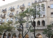 İcarəyə verilir 1 otaqlı 40 m2 köhnə tikili 28 May m.