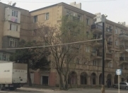 İcarəyə verilir 3 otaqlı 80 m2 köhnə tikili Elmlər Akademiyası m.