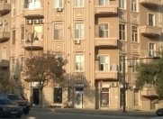 İcarəyə verilir 3 otaqlı 80 m2 köhnə tikili Nəsimi bazarı