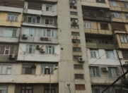 Satılır 3 otaqlı 85 m2 köhnə tikili Ayna Sultanova heykəli