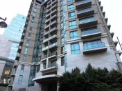 İcarəyə verilir 5 otaqlı 170 m2 yeni tikili İçəri Şəhər m.