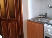 Satılır 2 otaqlı 30 m2 köhnə tikili İnşaatçılar m.