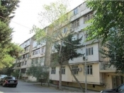 Satılır 3 otaqlı 65 m2 köhnə tikili İnşaatçılar m.