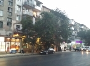 Satılır 2 otaqlı 44 m2 köhnə tikili Yasamal r.