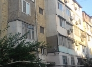 Satılır 2 otaqlı 55 m2 köhnə tikili İnşaatçılar m.