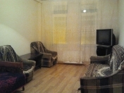 İcarəyə verilir 1 otaqlı 40 m2 yeni tikili Gənclik m.