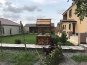 Satılır 5 otaqlı 800 m2 bağ evi Heydər Əliyev Mərkəzi