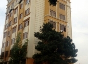 Satılır 3 otaqlı 75 m2 köhnə tikili Zərifə Əliyeva adına park