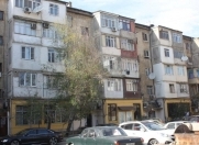 Satılır 2 otaqlı 56 m2 köhnə tikili Cavanşir körpüsü