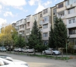 Satılır 2 otaqlı 65 m2 köhnə tikili Yasamal r.