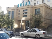 Satılır 5 otaqlı 258 m2 obyekt Nizami m.