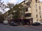 Satılır 1 otaqlı 35 m2 köhnə tikili Yasamal r.