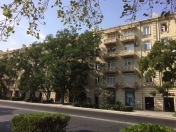 Satılır 2 otaqlı 58 m2 köhnə tikili Yasamal r.