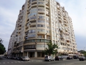 Satılır 1 otaqlı 60 m2 yeni tikili Nərimanov r.