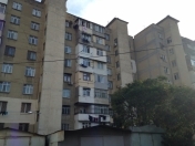 Satılır 4 otaqlı 110 m2 köhnə tikili Zərifə Əliyeva adına park