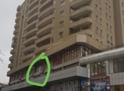 Satılır 3 otaqlı 200 m2 ofis Şərq Bazarı