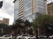 İcarəyə verilir 3 otaqlı 120 m2 köhnə tikili 28 May m.