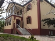 İcarəyə verilir 9 otaqlı 450 m2 ofis Gənclik m.