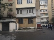 Satılır 3 otaqlı 85 m2 köhnə tikili Ayna Sultanova heykəli