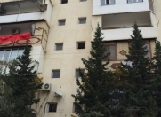 Satılır 3 otaqlı 70 m2 köhnə tikili Yasamal r.