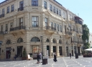 İcarəyə verilir 2 otaqlı 90 m2 köhnə tikili Fontanlar bağı