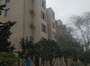 Satılır 3 otaqlı 60 m2 köhnə tikili İnşaatçılar m.