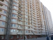 Satılır 1 otaqlı 48 m2 yeni tikili 20 yanvar m.