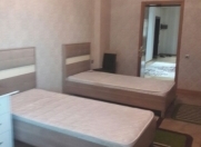 İcarəyə verilir 3 otaqlı 168 m2 yeni tikili Tibb Universiteti