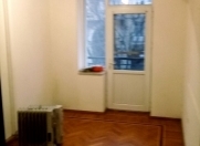 Satılır 3 otaqlı 75 m2 köhnə tikili 28 may