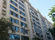 Satılır 3 otaqlı 85 m2 köhnə tikili Ayna Sultanova heykəli