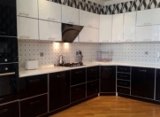 İcarəyə verilir 3 otaqlı 165 m2 yeni tikili Bakı Dövlət Universiteti