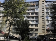 Satılır 1 otaqlı 40 m2 köhnə tikili Yasamal r.