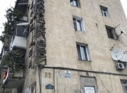 Satılır 2 otaqlı 55 m2 köhnə tikili Yasamal r.