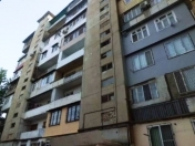 Satılır 5 otaqlı 120 m2 köhnə tikili Xalqlar Dostluğu m.