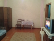 İcarəyə verilir 1 otaqlı 35 m2 köhnə tikili Nəriman Nərimanov m.