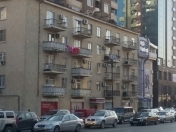 Satılır 3 otaqlı 60 m2 köhnə tikili Ayna Sultanova heykəli