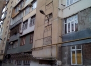 Satılır 1 otaqlı 45 m2 köhnə tikili 9 mkr