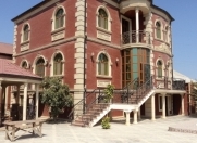 Satılır 13 otaqlı 2500 m2 həyət evi Biləcəri