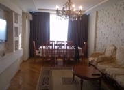 Satılır 3 otaqlı 147 m2 yeni tikili 9 mkr