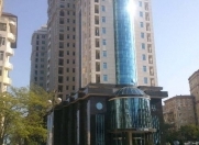 İcarəyə verilir 4 otaqlı 202 m2 yeni tikili Dövlət Statistika Komitəsi