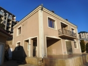 Satılır 6 otaqlı 250 m2 həyət evi Həzi Aslanov m.