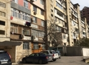 Satılır 3 otaqlı 80 m2 köhnə tikili 9 mkr