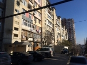 Satılır 3 otaqlı 80 m2 köhnə tikili 9 mkr