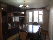 Satılır 2 otaqlı 45 m2 köhnə tikili Bakı Dövlət Universiteti