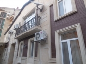 Satılır 7 otaqlı 460 m2 həyət evi Gənclik m.