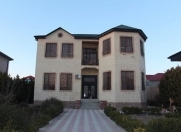 Satılır 10 otaqlı 1000 m2 həyət evi Buzovna